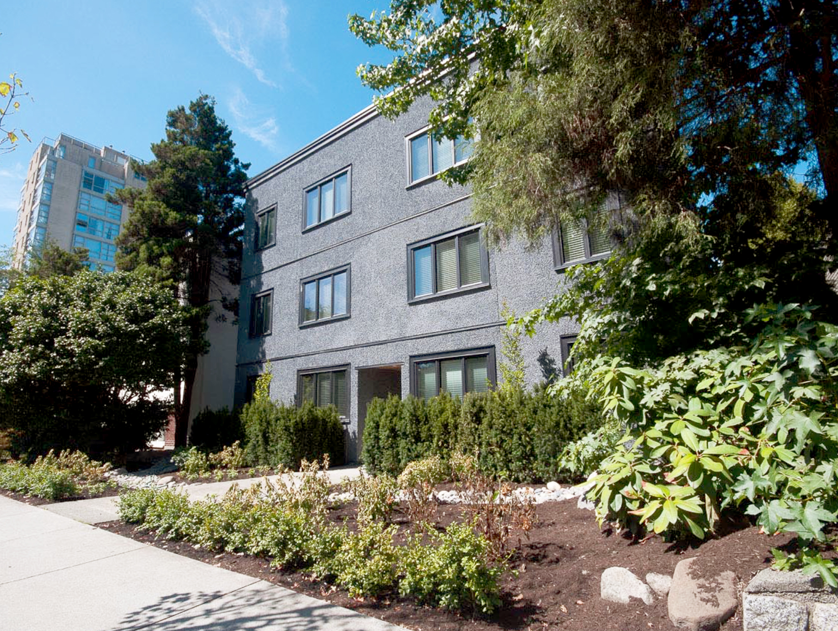 South Granville 1557 West 12th Avenue, Vancouver Goodman Commercial